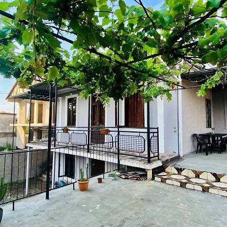 Отель Naziti House Батуми Экстерьер фото