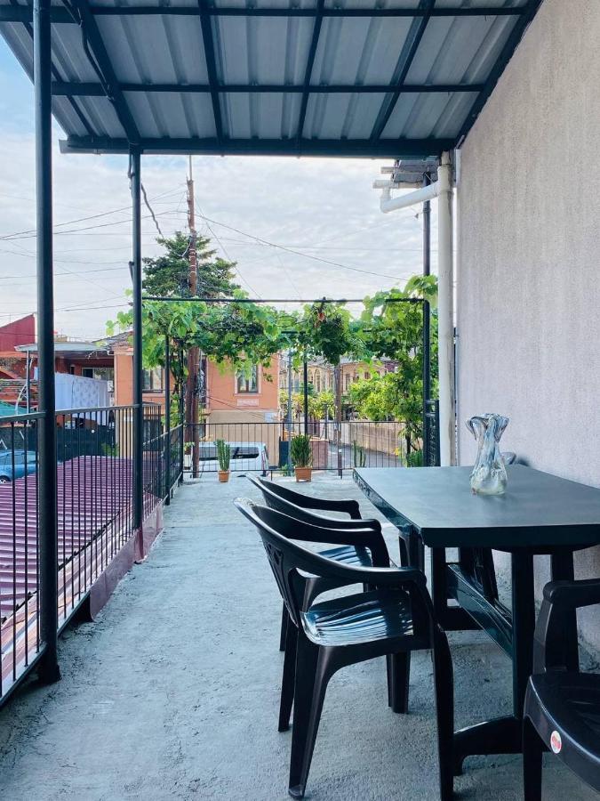 Отель Naziti House Батуми Экстерьер фото