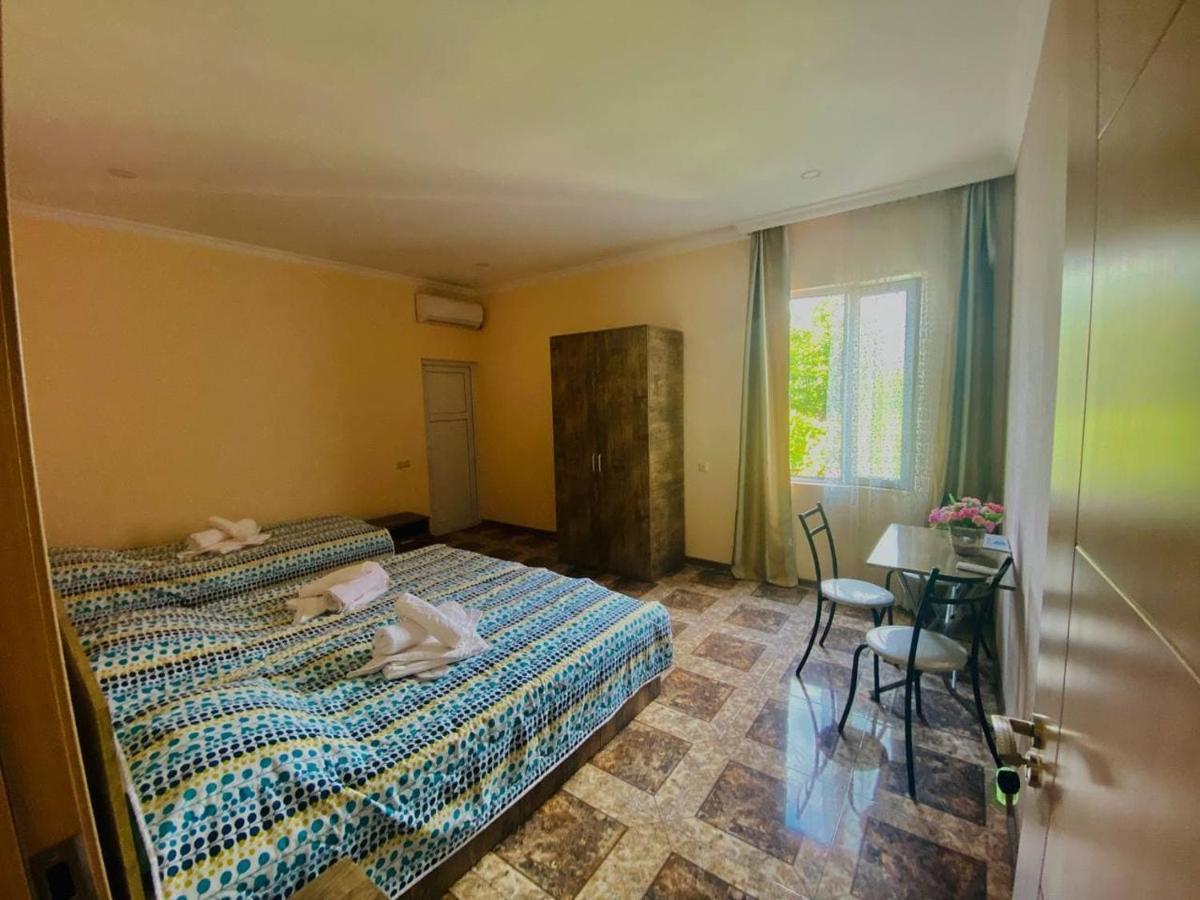 Отель Naziti House Батуми Экстерьер фото